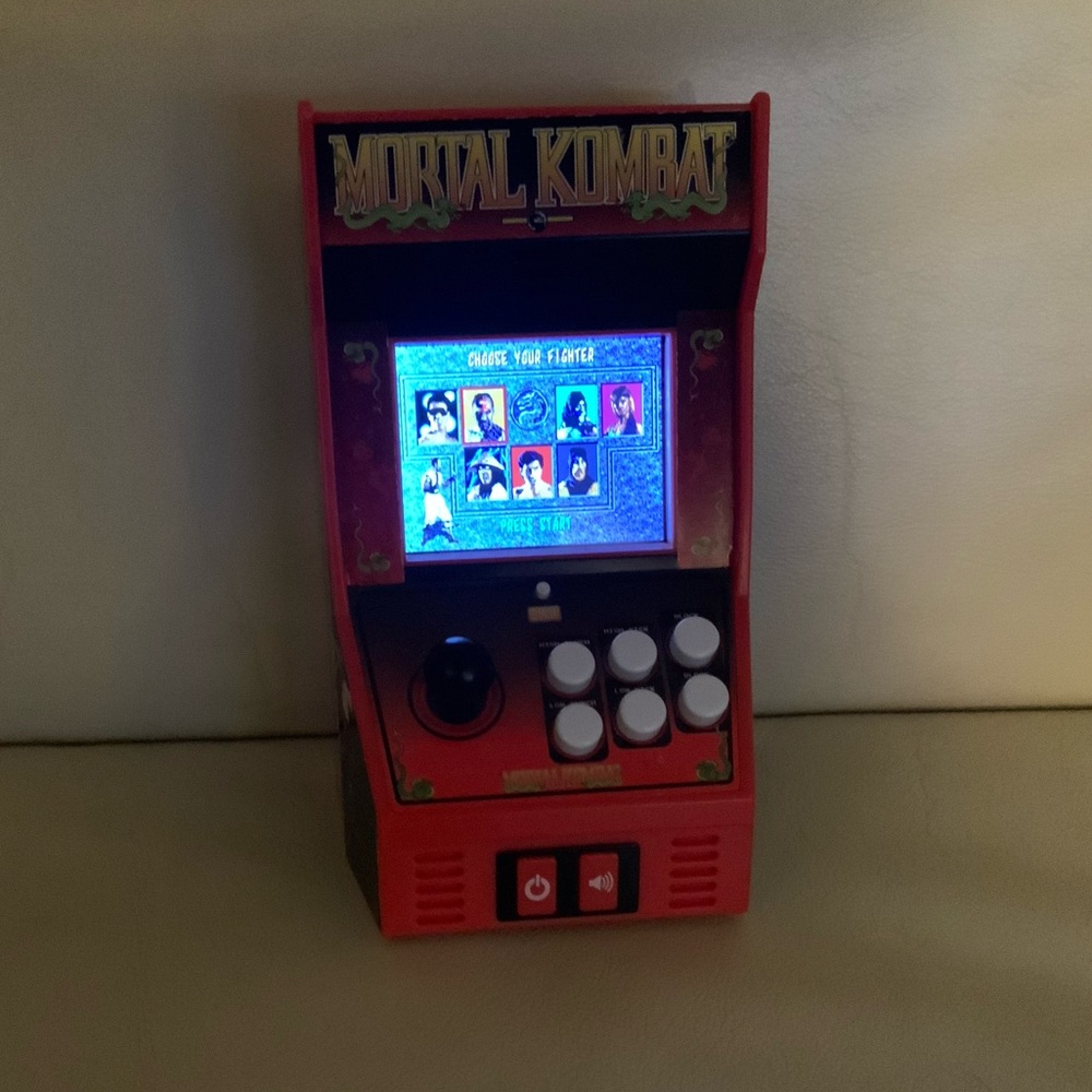 Mortal Kombat Classic Mini Arcade Game Console Midway 09626 Tested Works - Picture 4 of 8